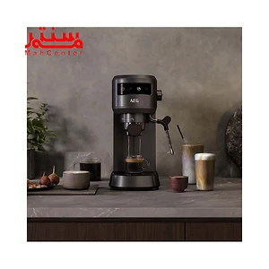 نمای روبه رویی و نوشیدنی های قابل تهیه با اسپرسوساز آاگ مدل ec6-1-6bst