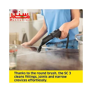 فردی در حال تمیز کردن اجاق گاز با بخار شوی کاچر مدل sc3-easyfix
