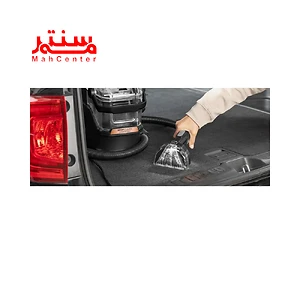 دستی در حال نظافت ماشین با فرش و مبل شوی بیسل مدل 3700e